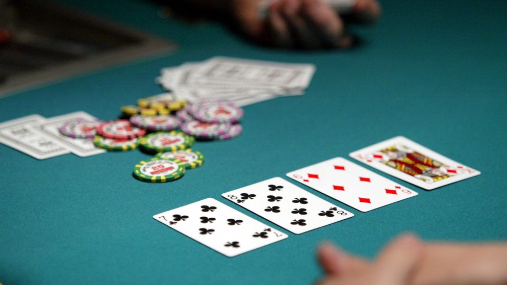 Những chiến thuật chơi poker 